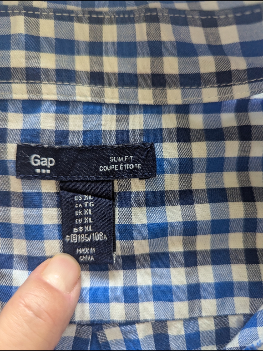 GAP Men's Blue and White Gingham Button-Down Shirt